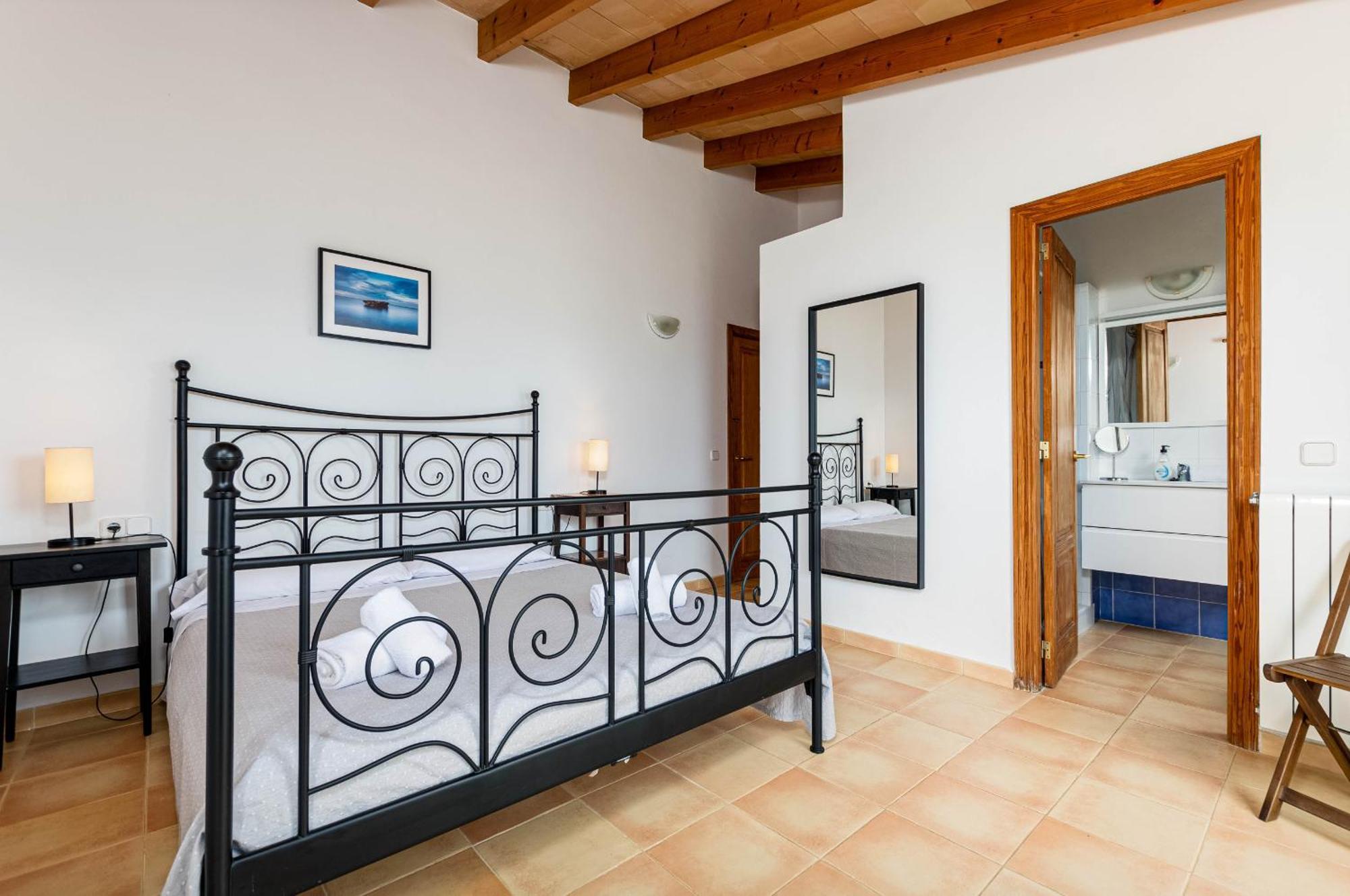 Yourhouse Escull Ferienhaus
