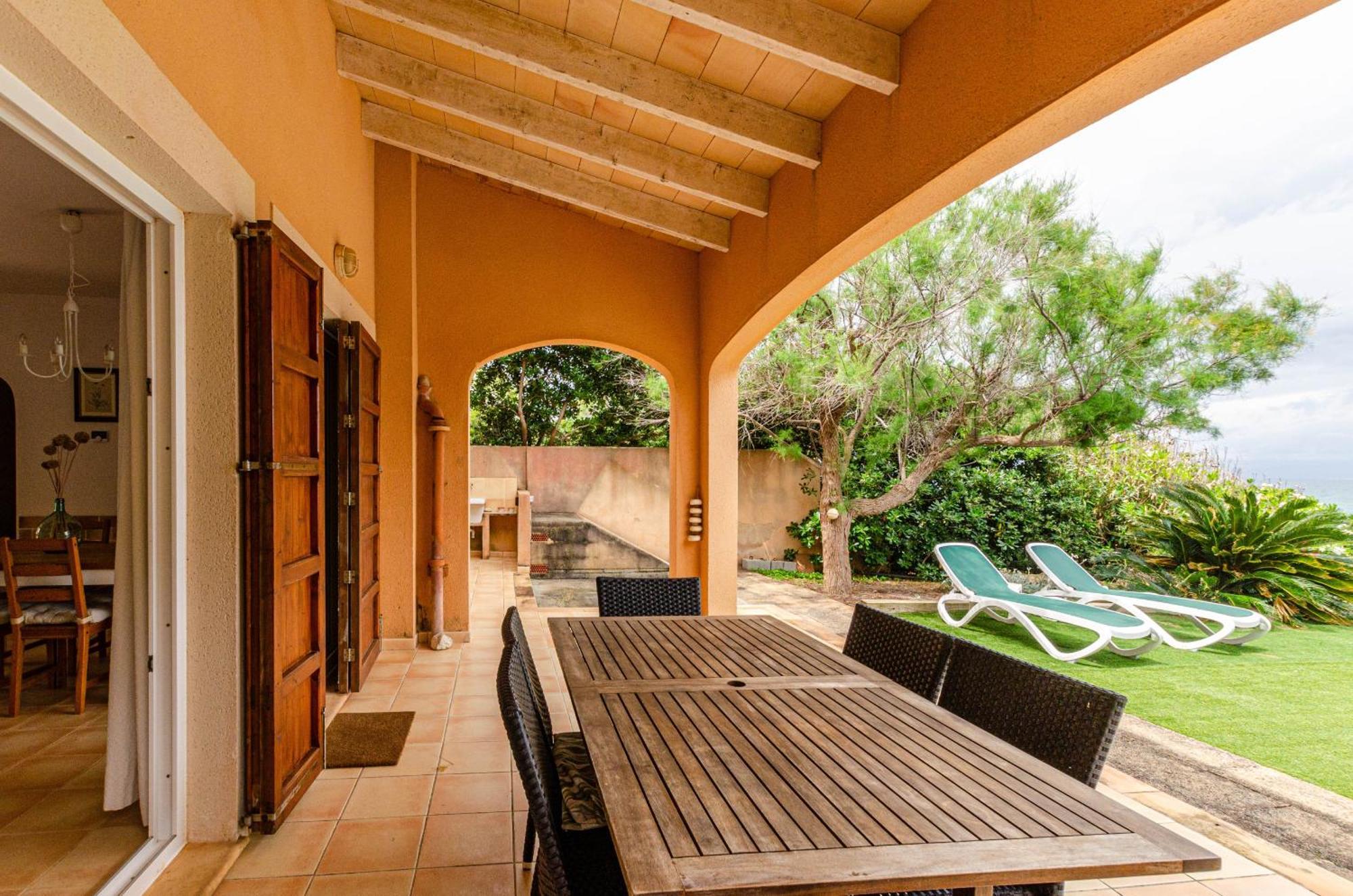 Yourhouse Escull
